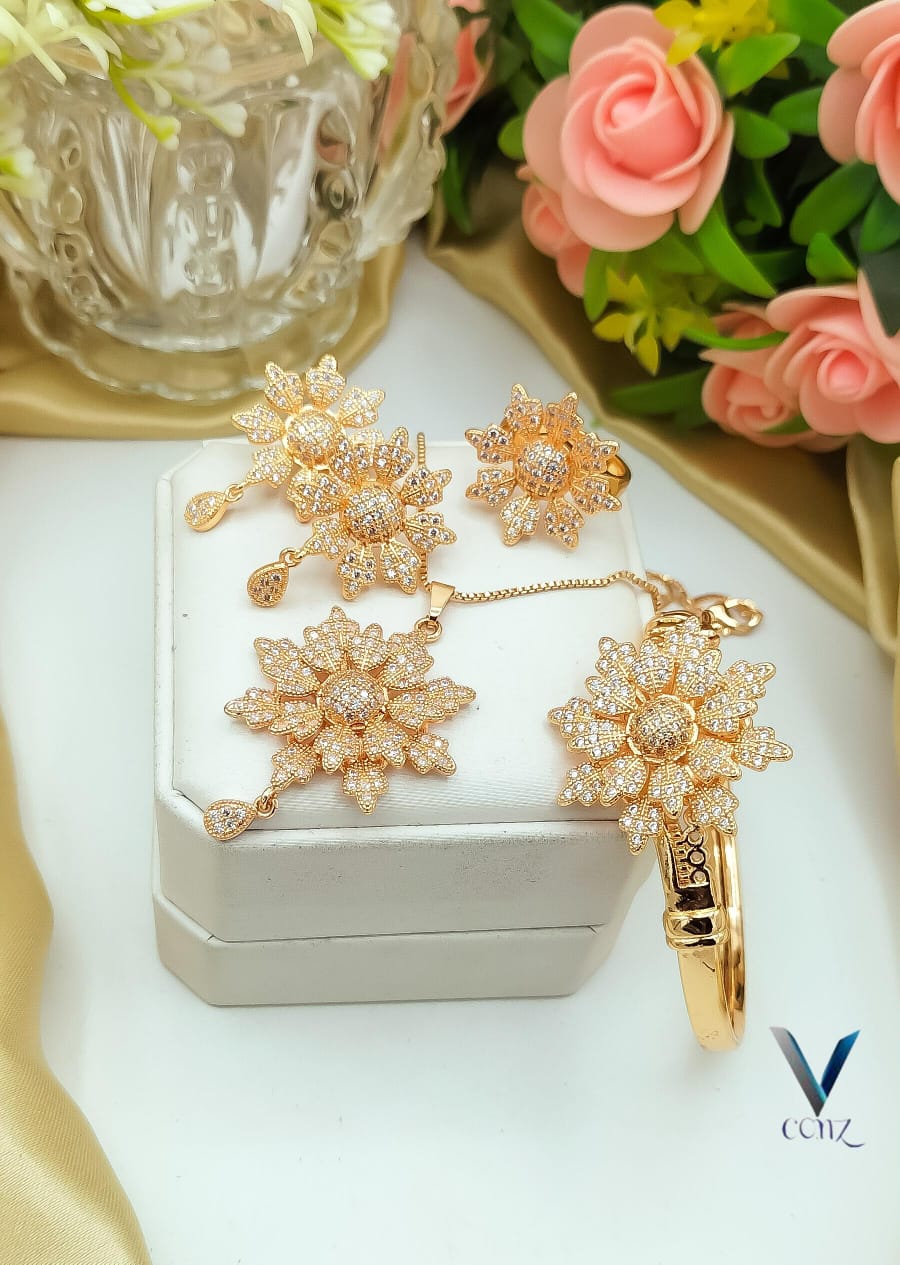 Fancy China gold plated Flower Combo Set